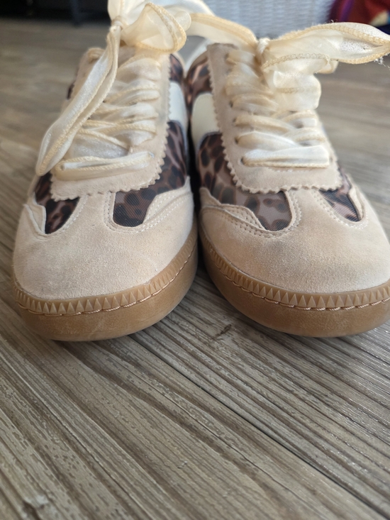 Dolce Vita Beige and Leopard-Print Women’s Sneakers - Picture 3 of 9